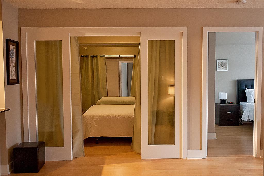 Red Maple Suites - Blue Jays Way Toronto Exteriör bild