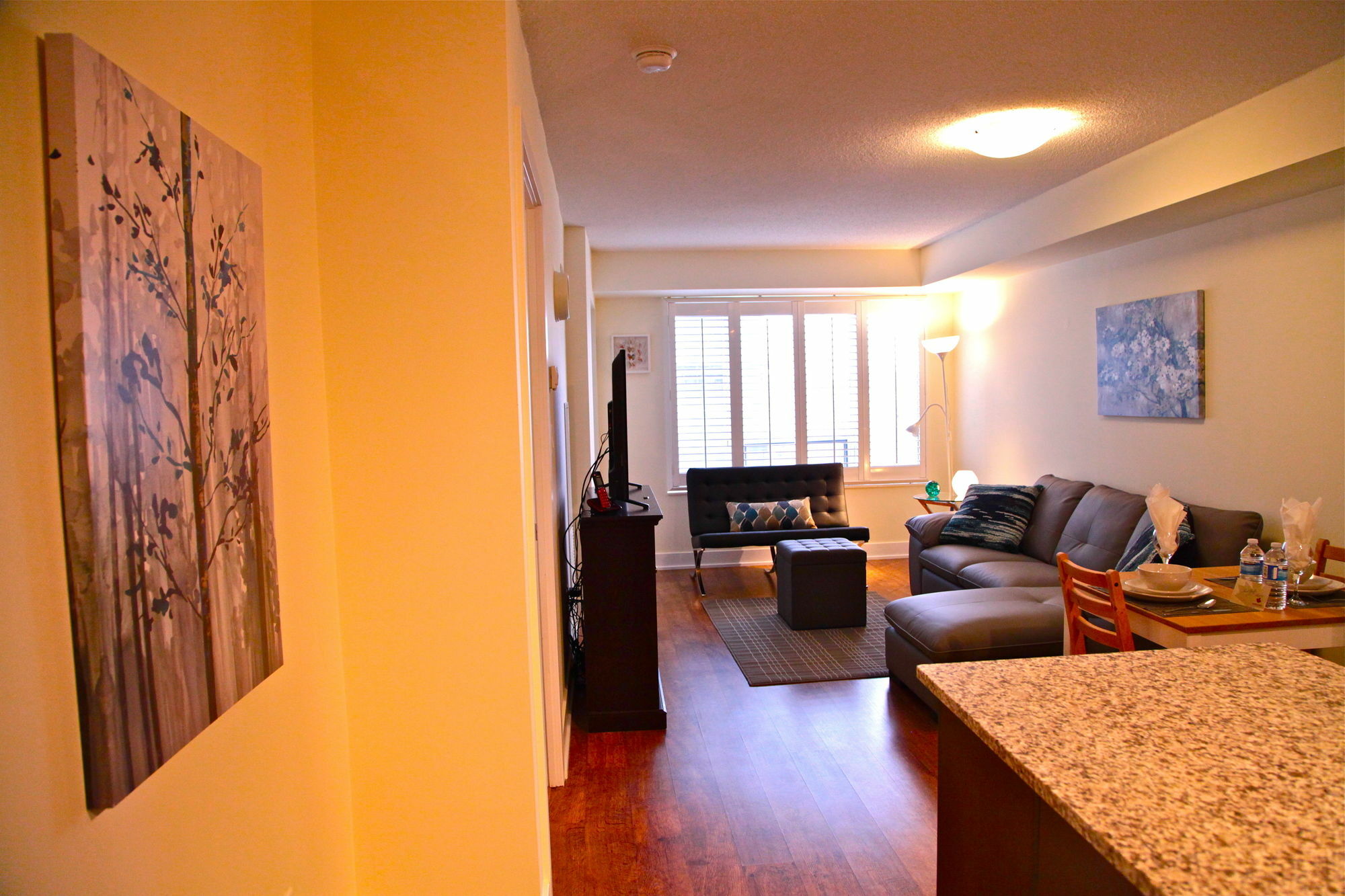 Red Maple Suites - Blue Jays Way Toronto Exteriör bild