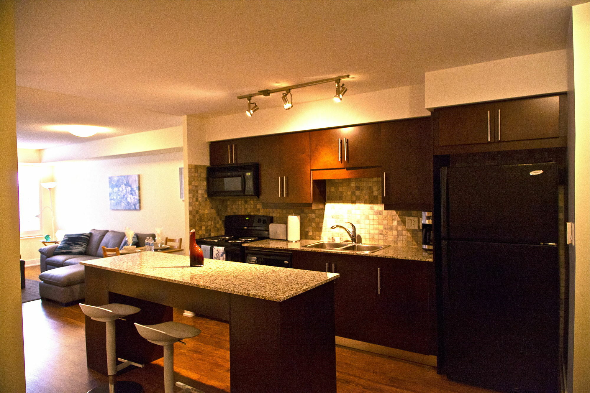 Red Maple Suites - Blue Jays Way Toronto Exteriör bild